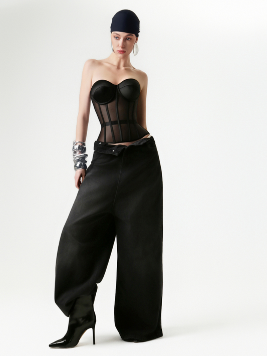 Elya corsé completo atrevido