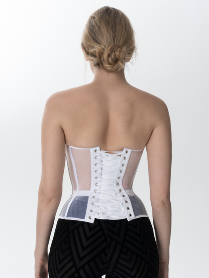 Elya corsé completo atrevido